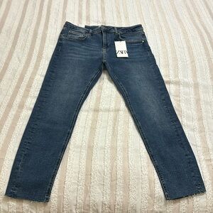 NWT Zara 80s Mid Waist skinny in nesta blue wash